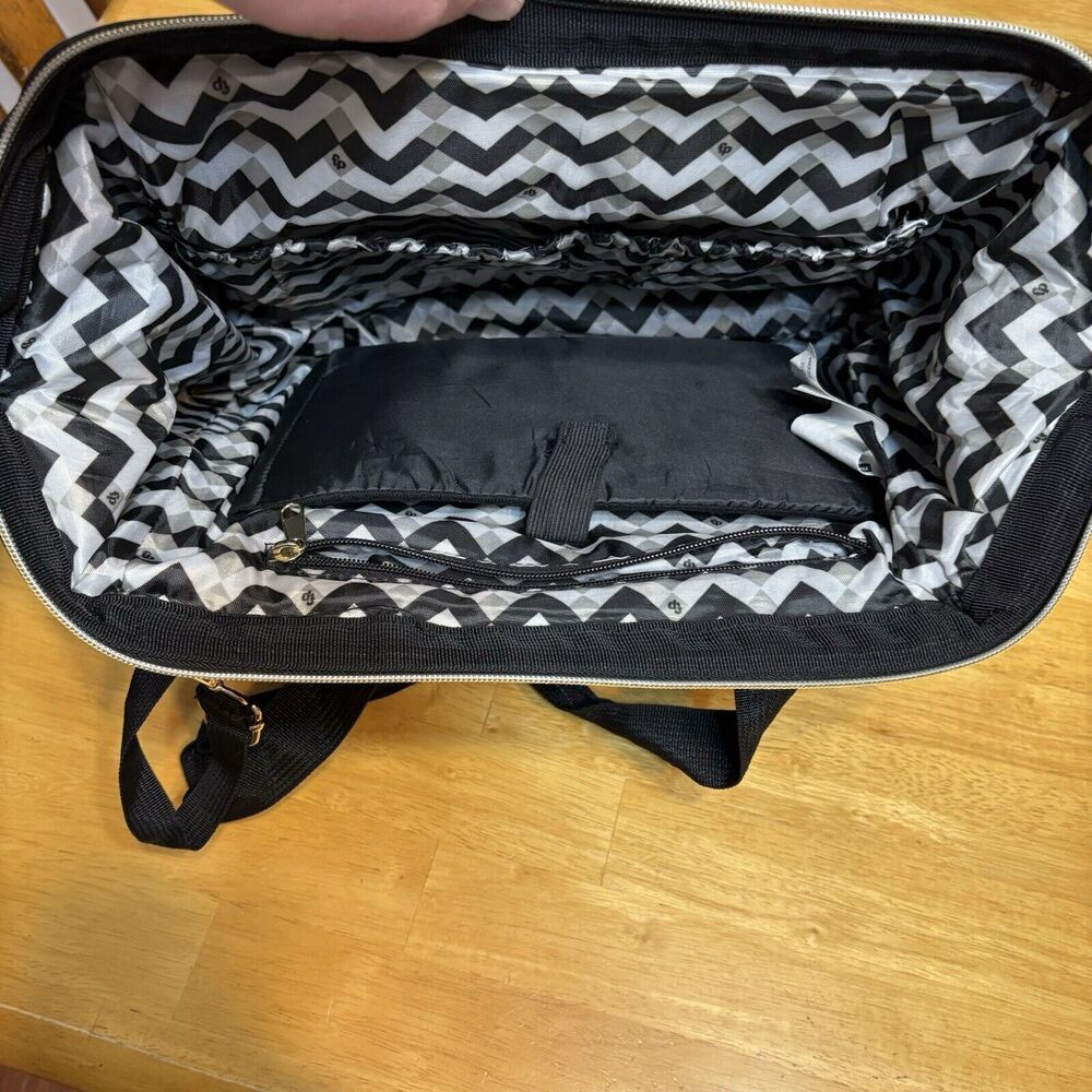 Fisher-Price Harper Frame Bag Tote Travel Diaper Quilted Black Insulated Pouch - Picture 12 of 16